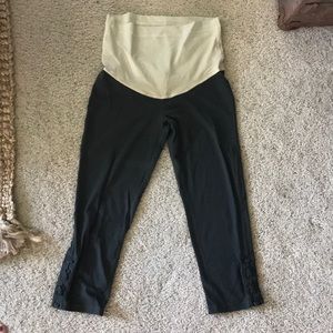 Maternity legging capris